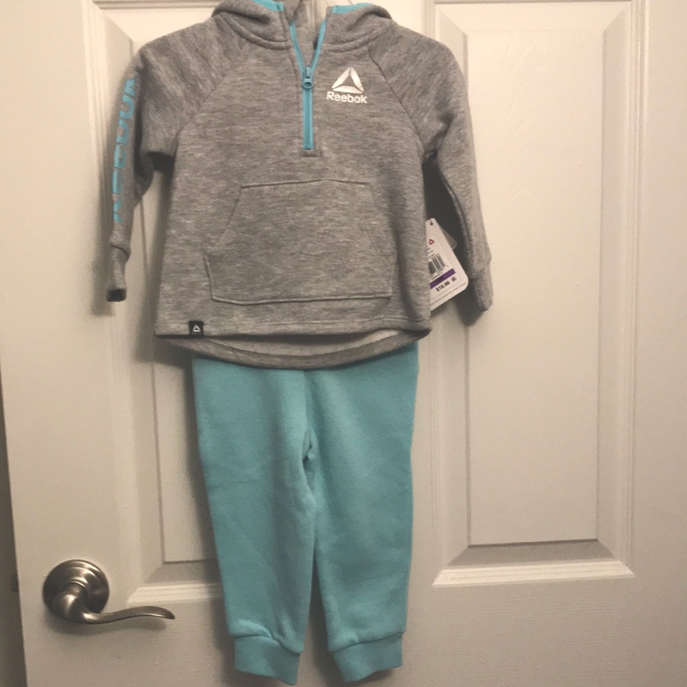 Reebok toddlers girls two-piece hoodie and jogger